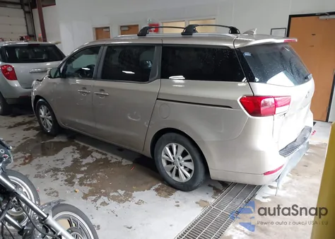 2016 Kia Sedona Lx z USA, uszkodzony, nr VIN KNDMB5C19G6098417